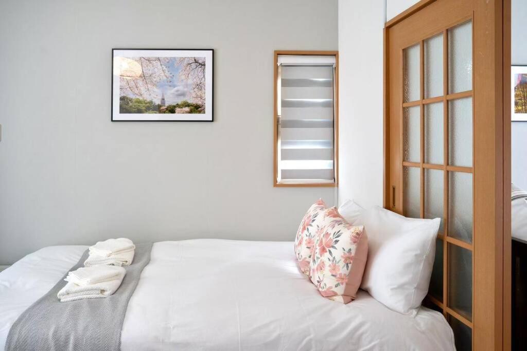 Apartment 新宿一站5分钟-酒馆购物街-安静品质公寓-直达皇居秋叶原-204