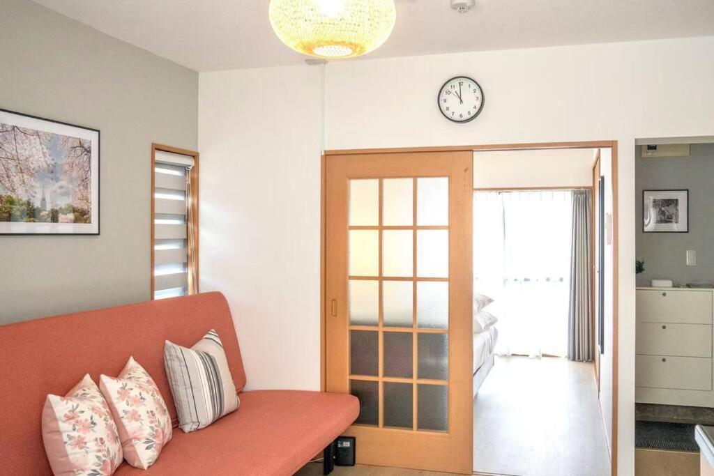 新宿一站5分钟-酒馆购物街-安静品质公寓-直达皇居秋叶原-204 Apartment *