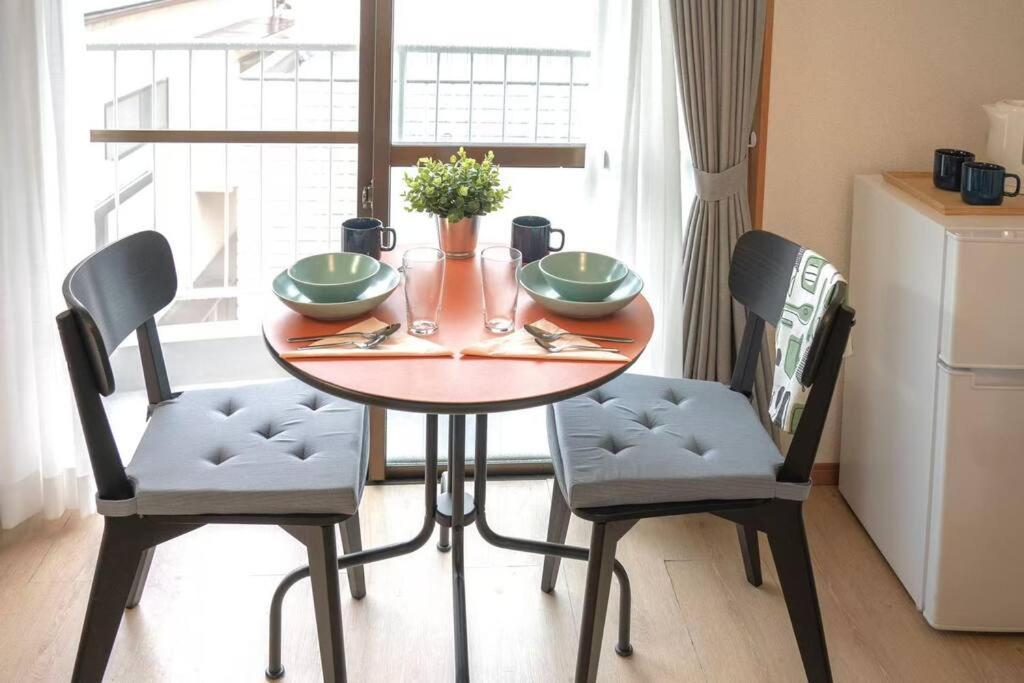 Apartment 新宿一站5分钟-酒馆购物街-安静品质公寓-直达皇居秋叶原-204